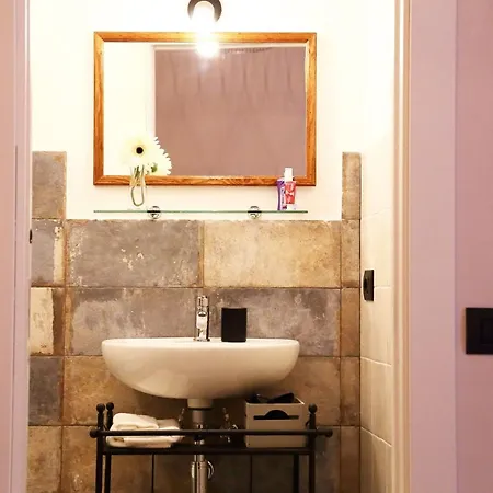 Bed & Breakfast Patane' Naples